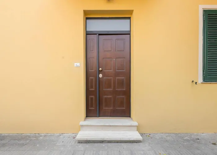 Mickey House * Roma